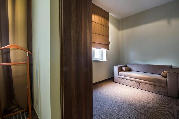 Central Luxury Rooms Omiš Eksteriør billede
